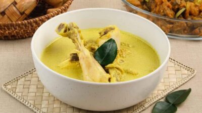 Sederhana dan Kaya Rasa: Resep Opor Ayam Kuah Santan Encer, Bikin Sajian Lebaran Ketupat Jadi Makin Lengkap