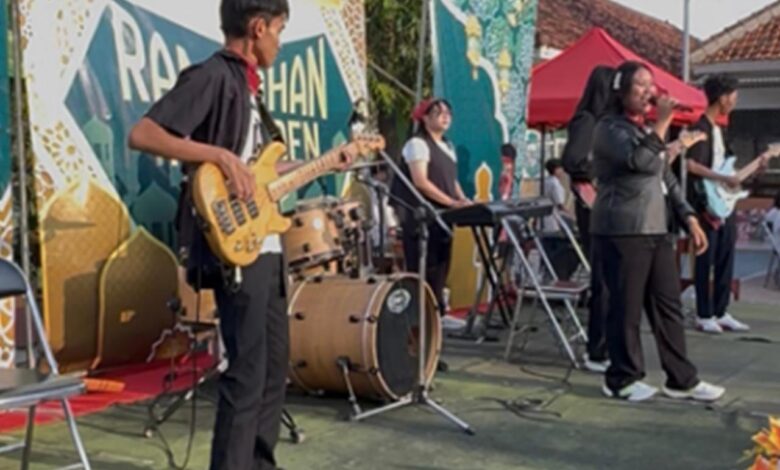 Semarak Ramadhan 2026 SMA Negeri 1 Cepu Kepsek Baru Menyapa Bazar dan Seni Meriahkan Momentum