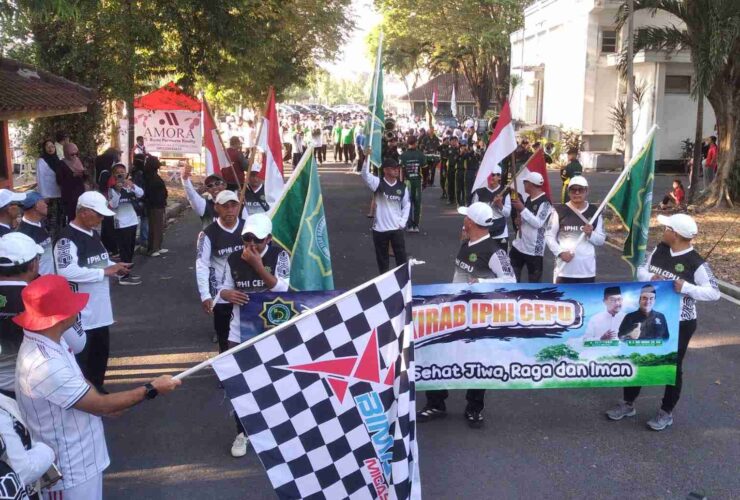 Hampir 300 Peserta Semarakkan Kirab dan Jalan Sehat IPHI Cepu