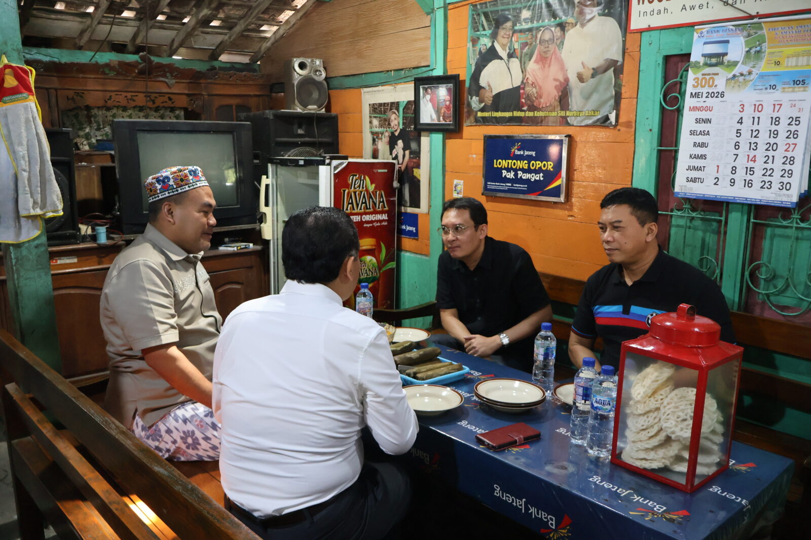 Menggugah Selera Pejabat Pusat lewat Sepiring Lontong Opor, Arief Rohman Buktikan Cita Rasa Lokal Naik Kelas