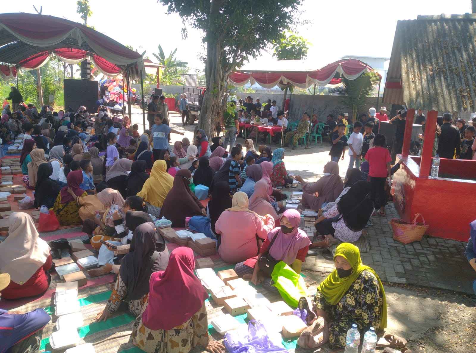 Meriah Warga Megalrejo Gelar Sedekah Bumi di Sendang Tirta Panguripan 2