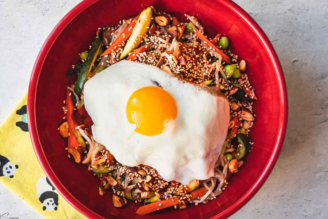 Keseimbangan Nutrisi dalam Satu Hidangan Resep Bibimbap ala Korean Street Food yang Mudah Dibuat