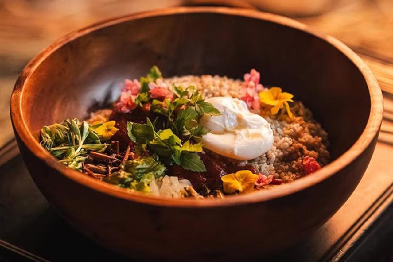 Sajian Autentik dari Dapur Istana Resep Gochujang Bibimbab ala Drakor Bon Appetit Your Majesty