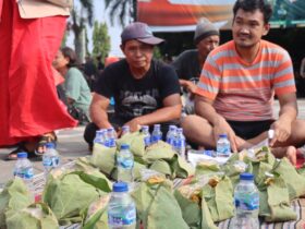 15.540 Sega Berkat Dibagikan dalam Tradisi Sedekah Bumi di Alun-alun Blora