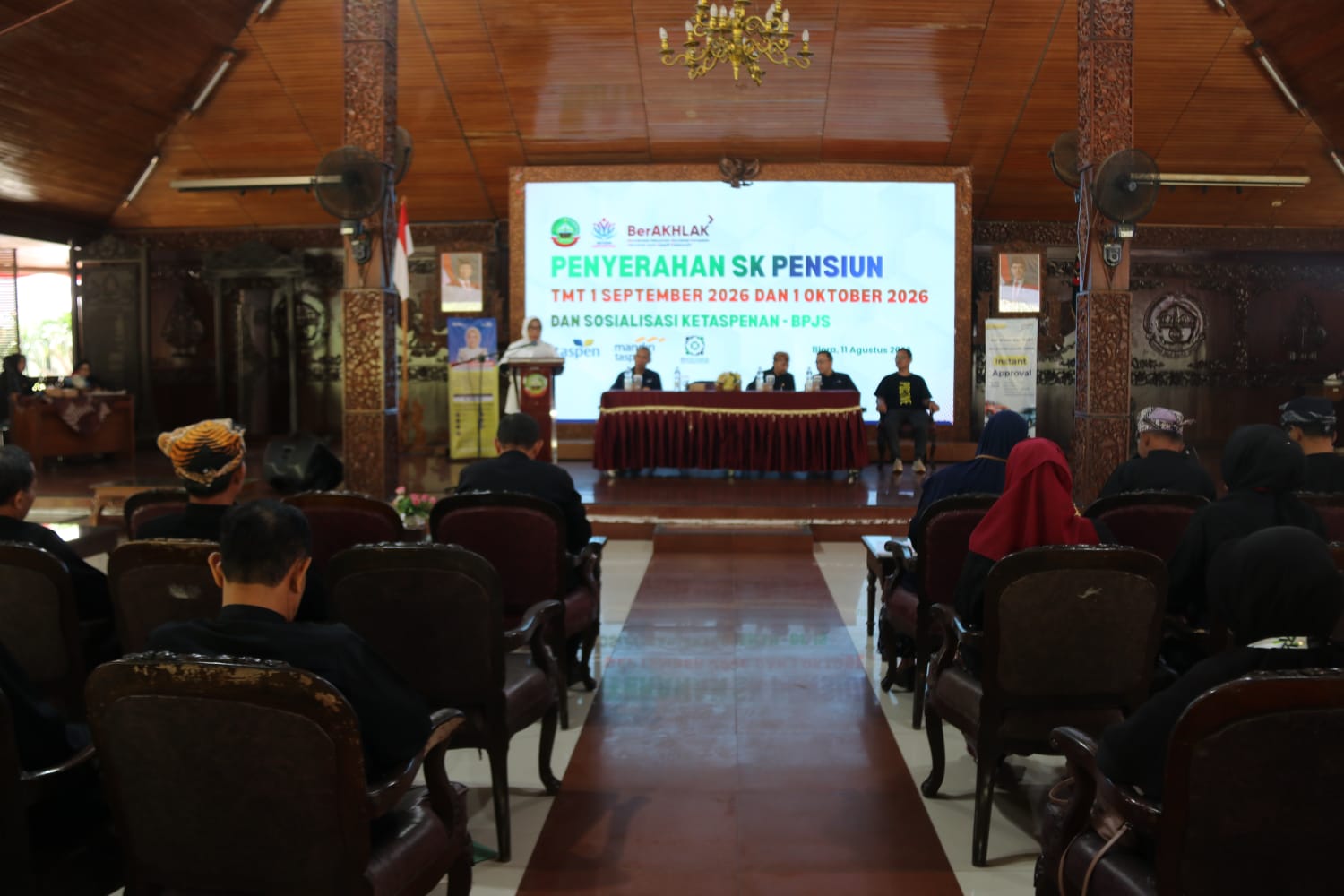 57 ASN Pemkab Blora Terima SK Pensiun