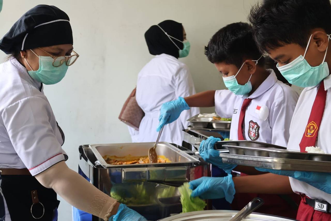 Uji Coba MBG Prasmanan di Blora Langkah Awal Evaluasi Gizi Nasional